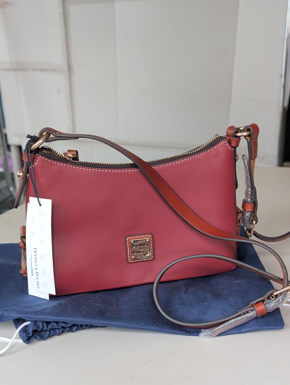 Dooney & Bourke Bordeaux Leather Crossbody Bag Chic Roomy Luxury Vacation Resort